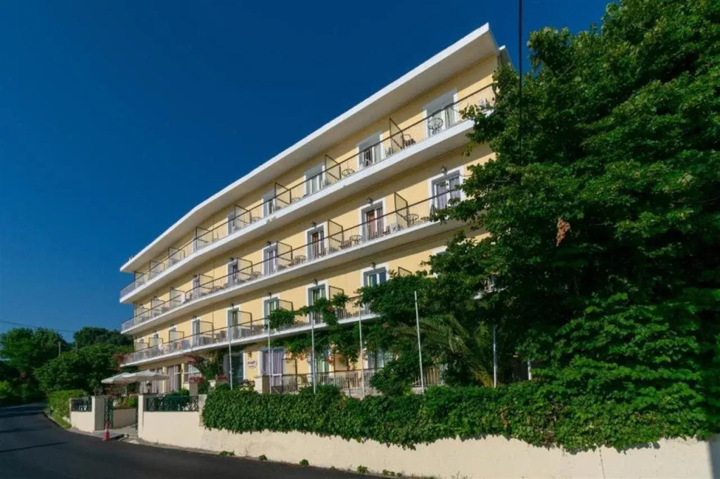 Aegli Hotel