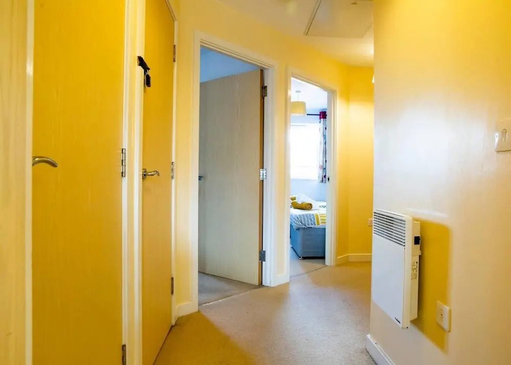 Inviting 2-bed Apartment in Wolverhampton