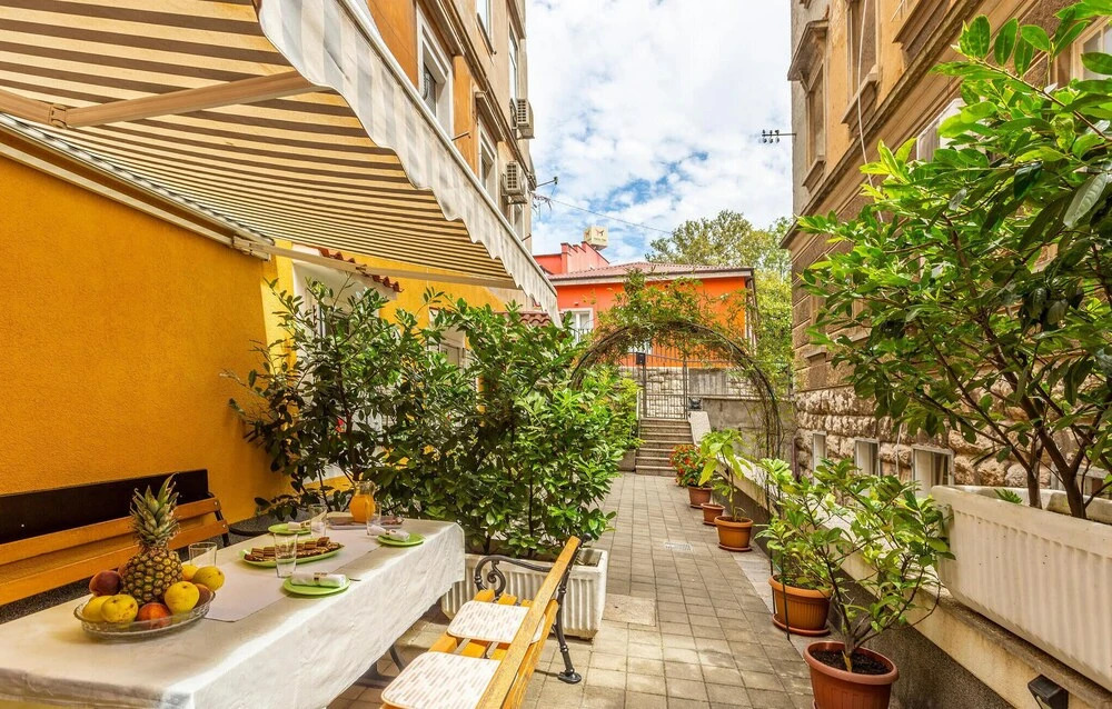 Stunning Apartment in Rijeka With Wifi and 2 Bedrooms