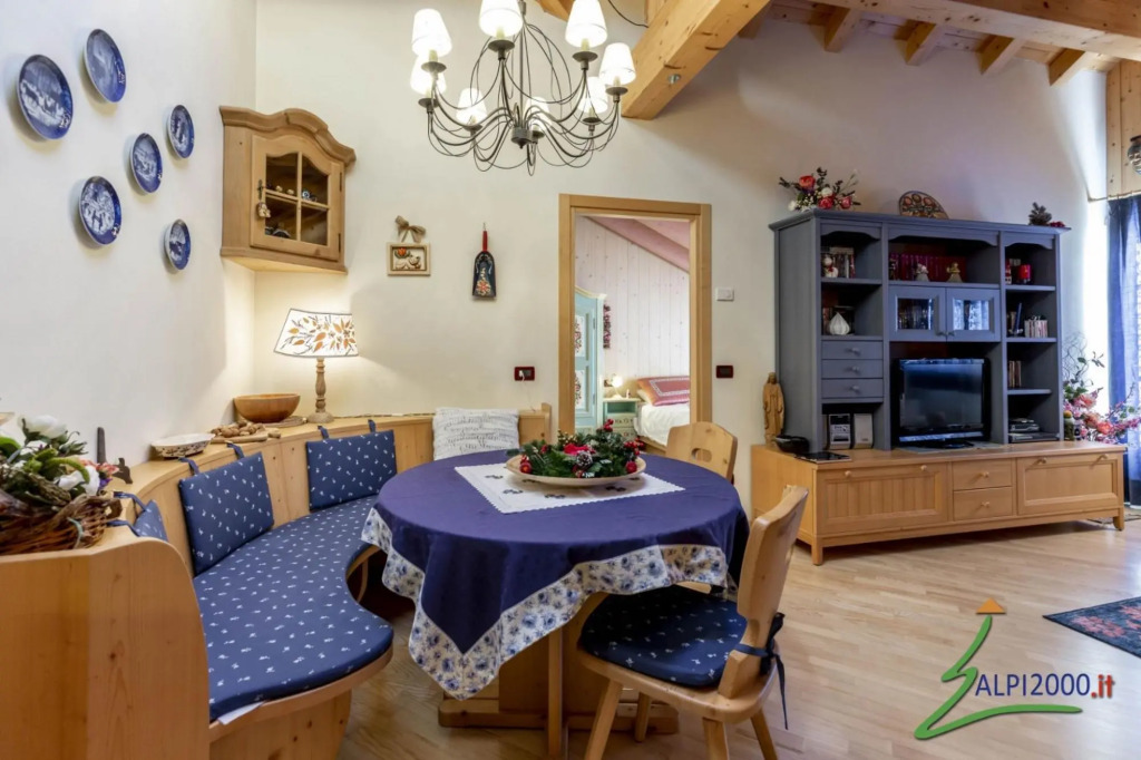 RADETZKY -  typical apartment. (022113-AT-667315)-604  RADETZKY