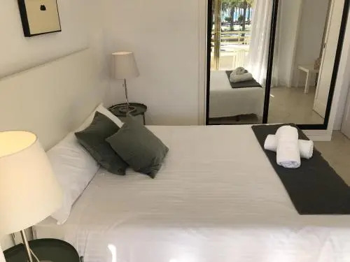 T&H Novelty 114 Family Apartment Salou