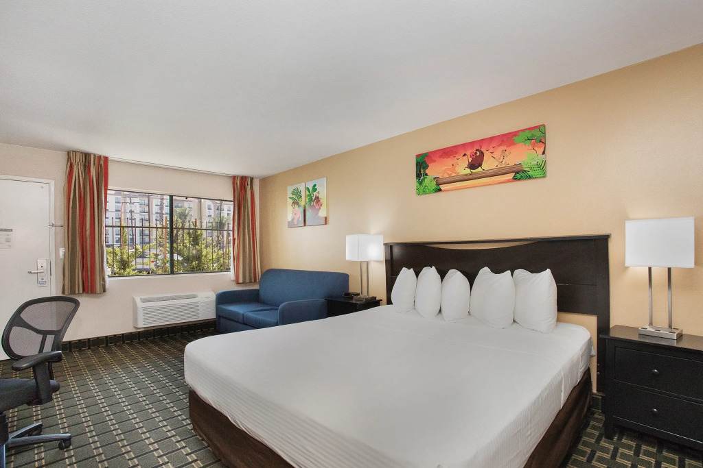 Stanford Inn & Suites Anaheim