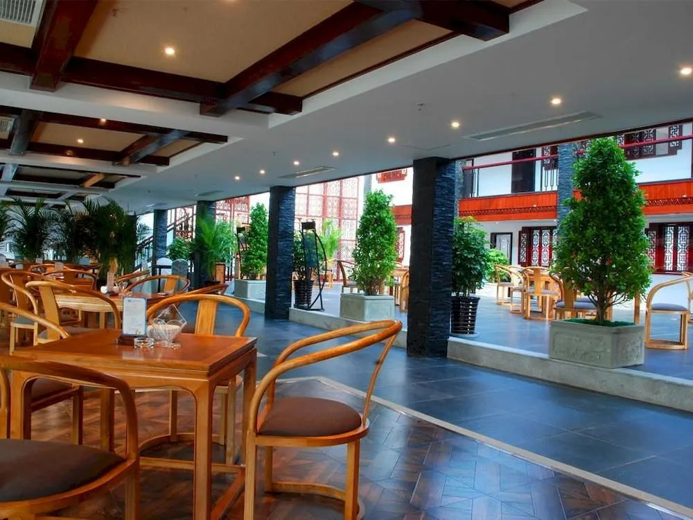 New Vision Hotel