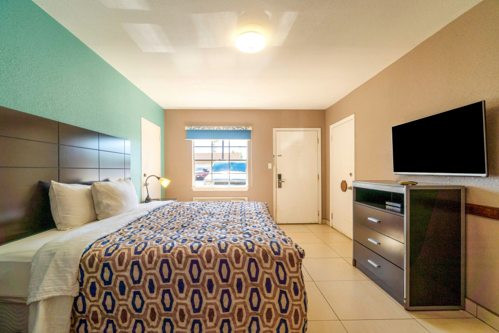 Woodfield Inn & Suites Hotel O, Yoakum TX 111