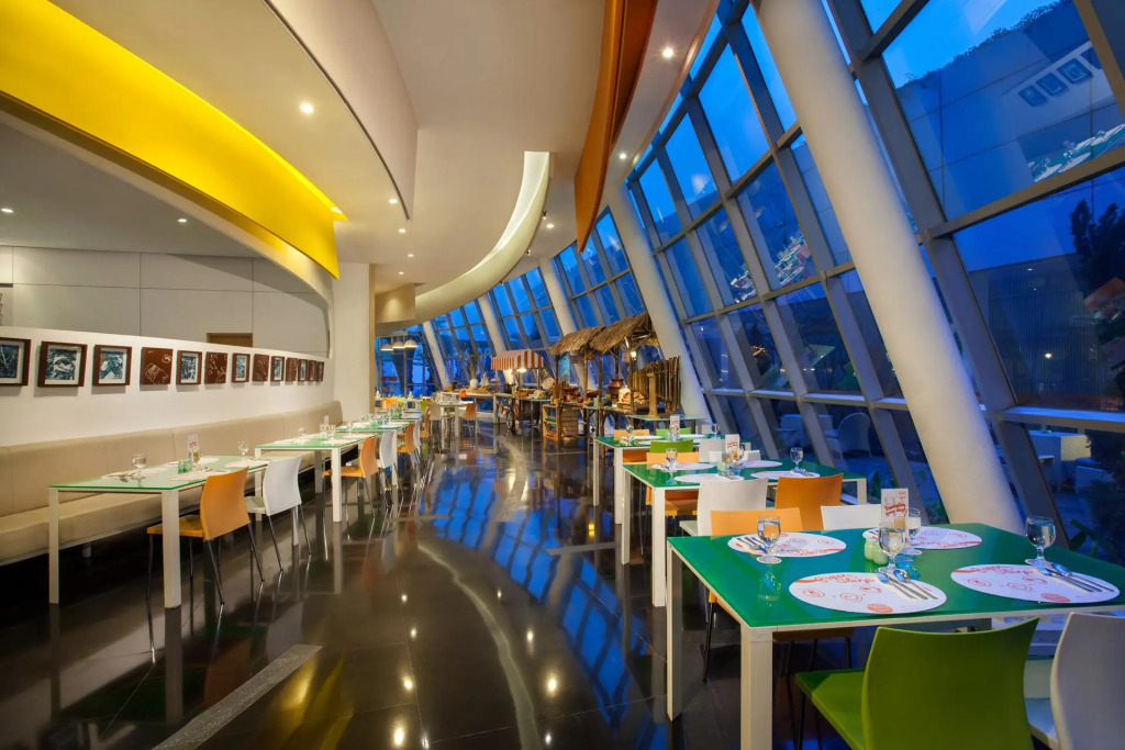 HARRIS Hotel & Convention Festival Citylink Bandung