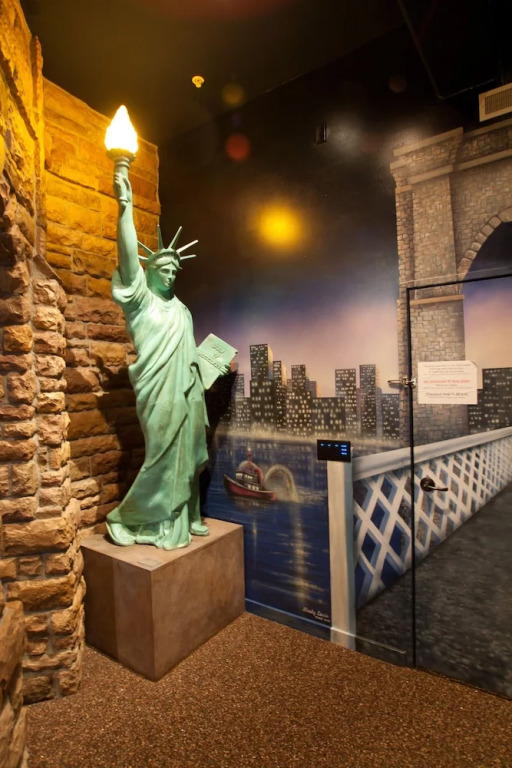 Destinations Inn Theme Rooms