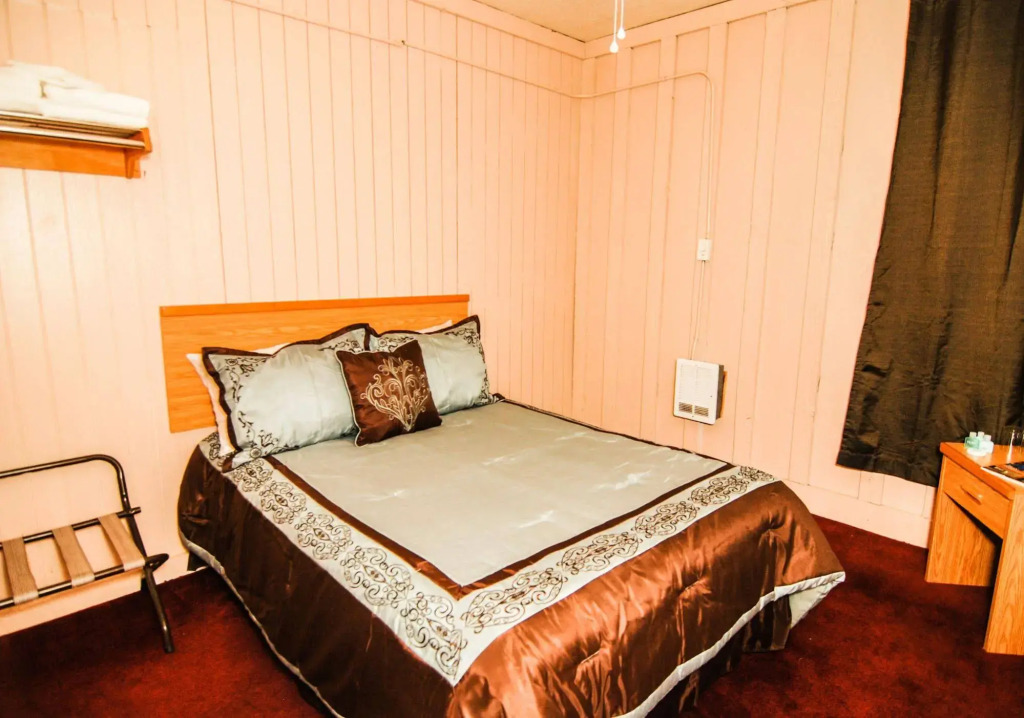 White Horse Hotel