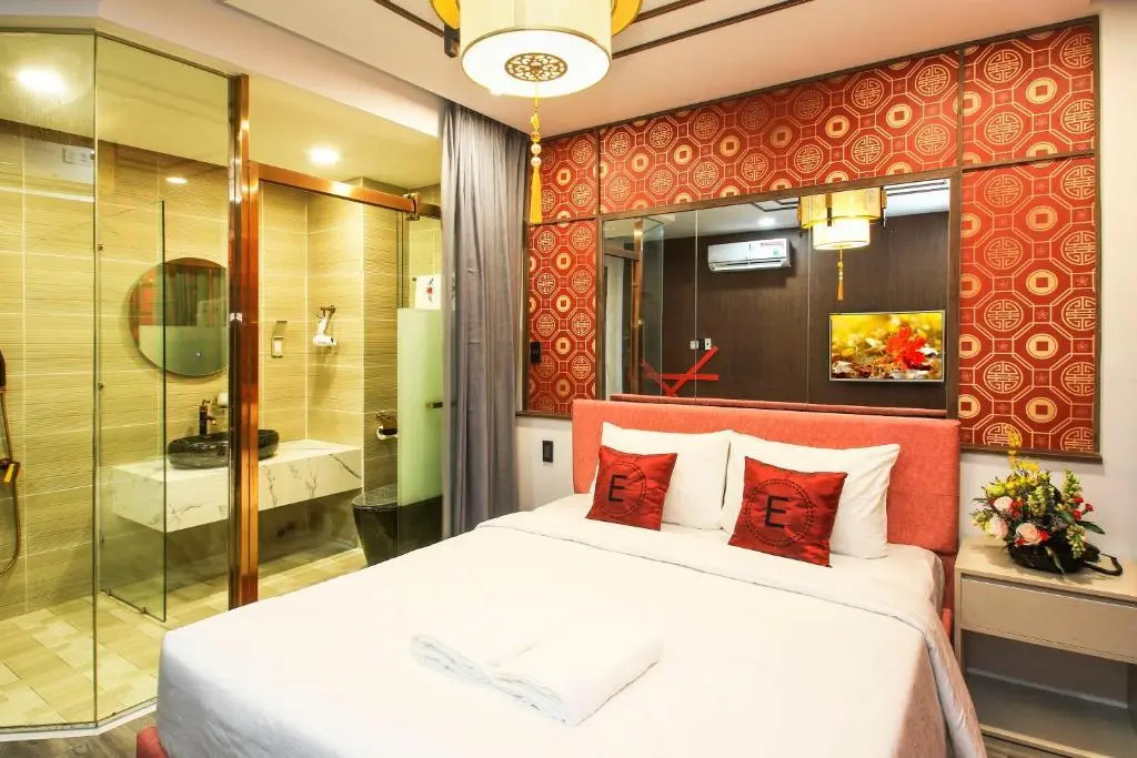 EROS Hotel - Love Hotel