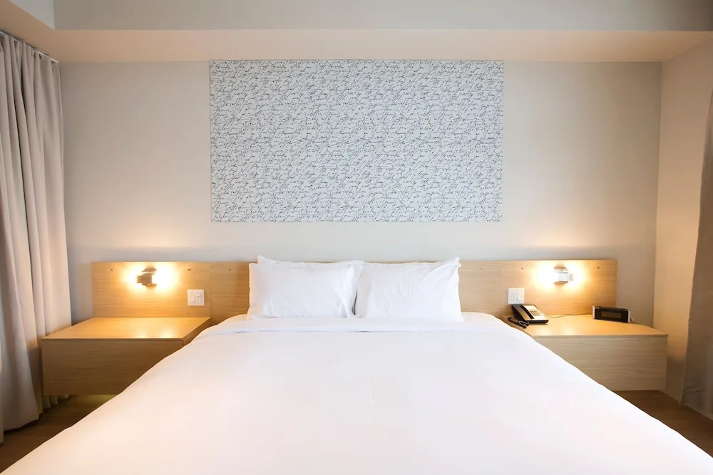 Hotel du Lac Champlain, an Ascend Collection Hotel