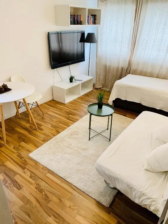 Top renoviertes Apartement in bester Lage von Homburg- 5 Fußminuten zur Uniklinik