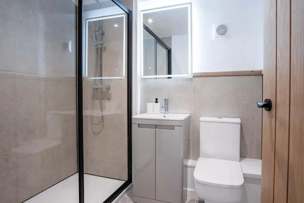 Flat 2 - 1 Bedroom Apartment - Tenby