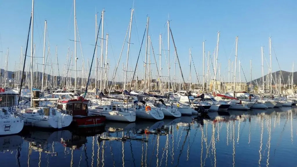 Appartement proche Plage-Beach-Playa avec Parking et WIFI