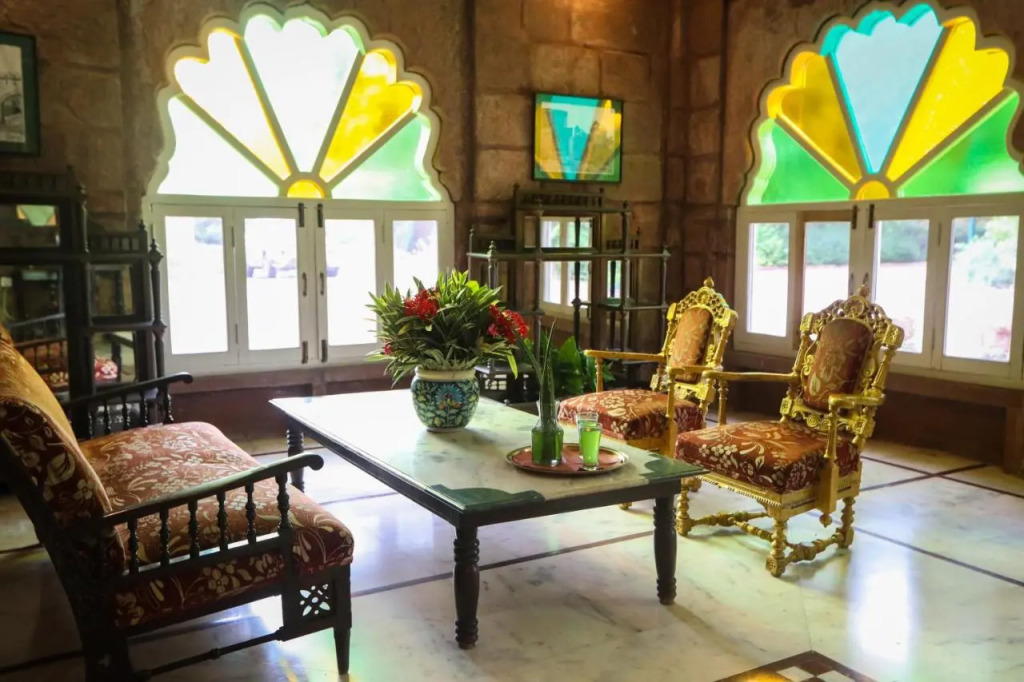 WelcomHeritage Bal Samand Lake Palace