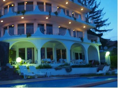 Sunrise Villa