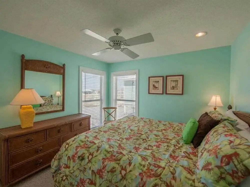 Summer Tide by Meyer Vacation Rentals