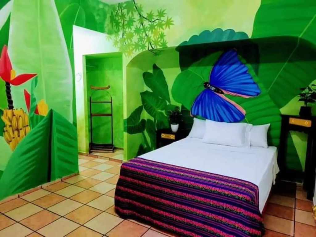 HOTEL ESMERALDA