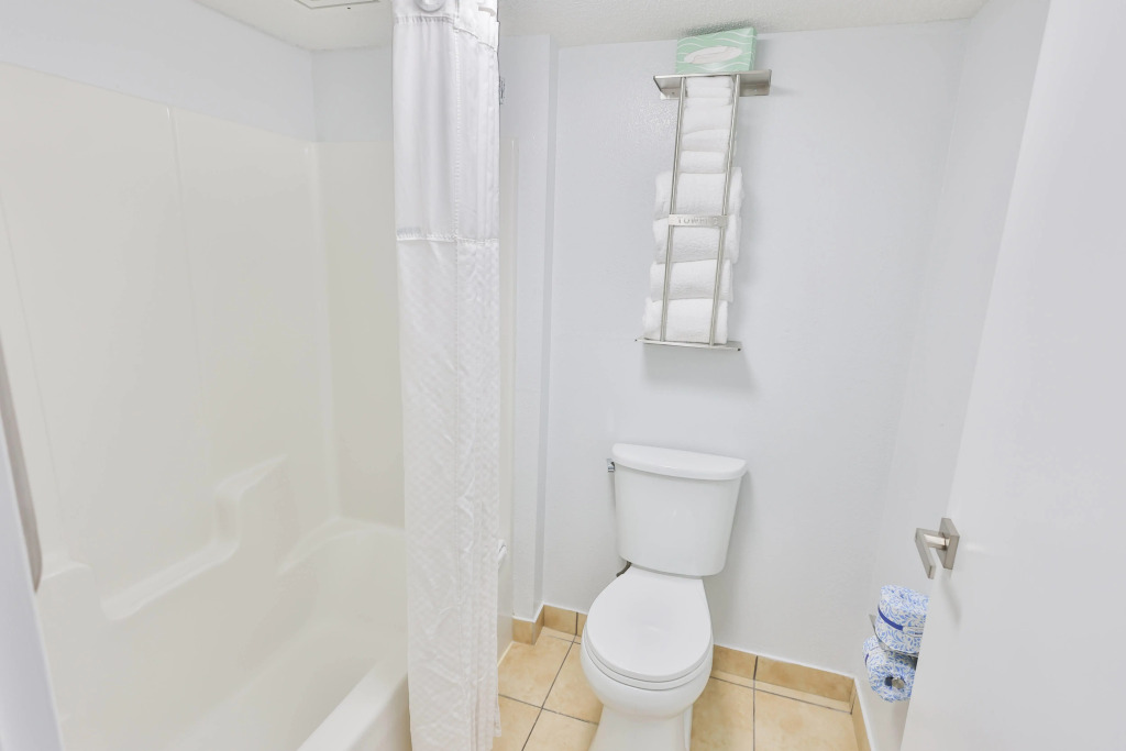 Wyndham Garden Fort Walton Beach - Fully Renovated