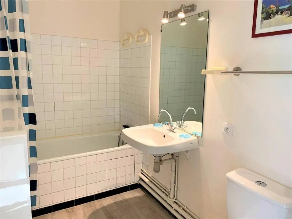 Appartement Quiberon, 1 Pièce, 4 Personnes - Fr-1-478-96
