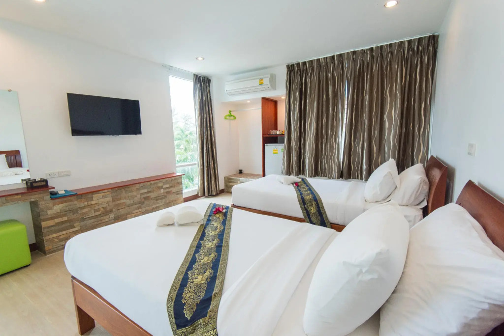 Rattana Pura Beach Resort