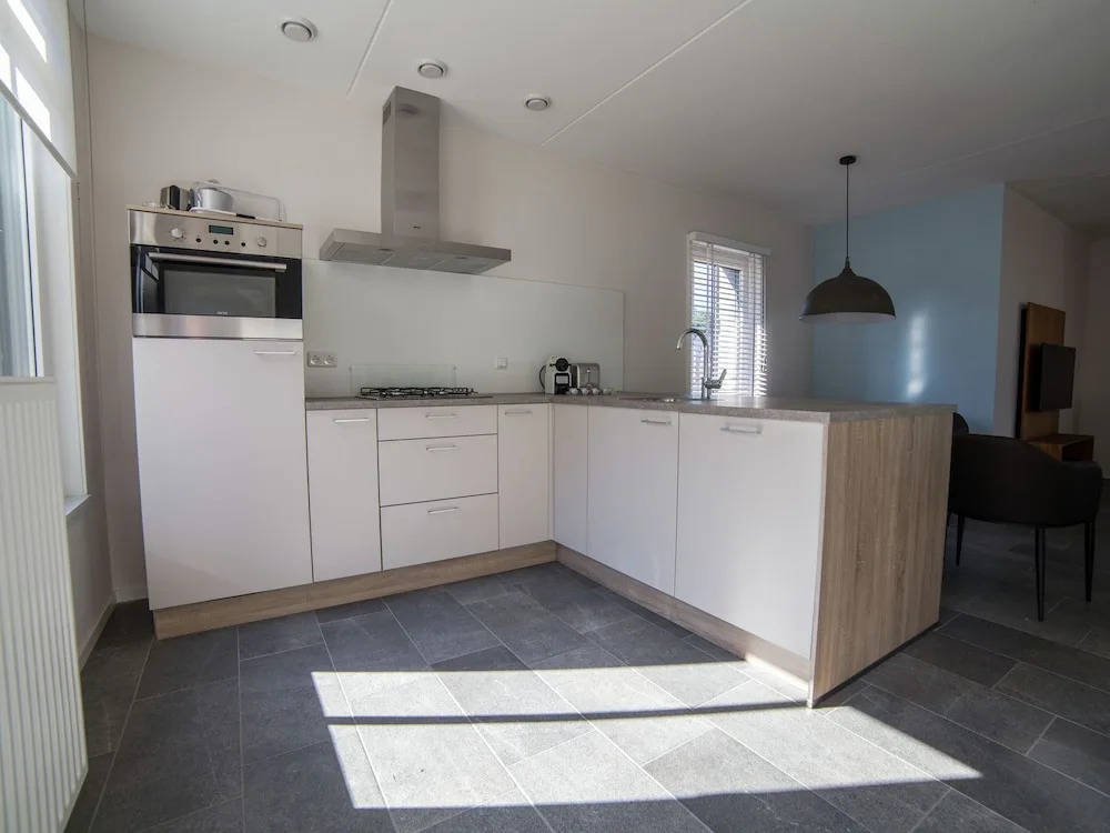 Villa With Dishwasher, 4 km. From Maastricht