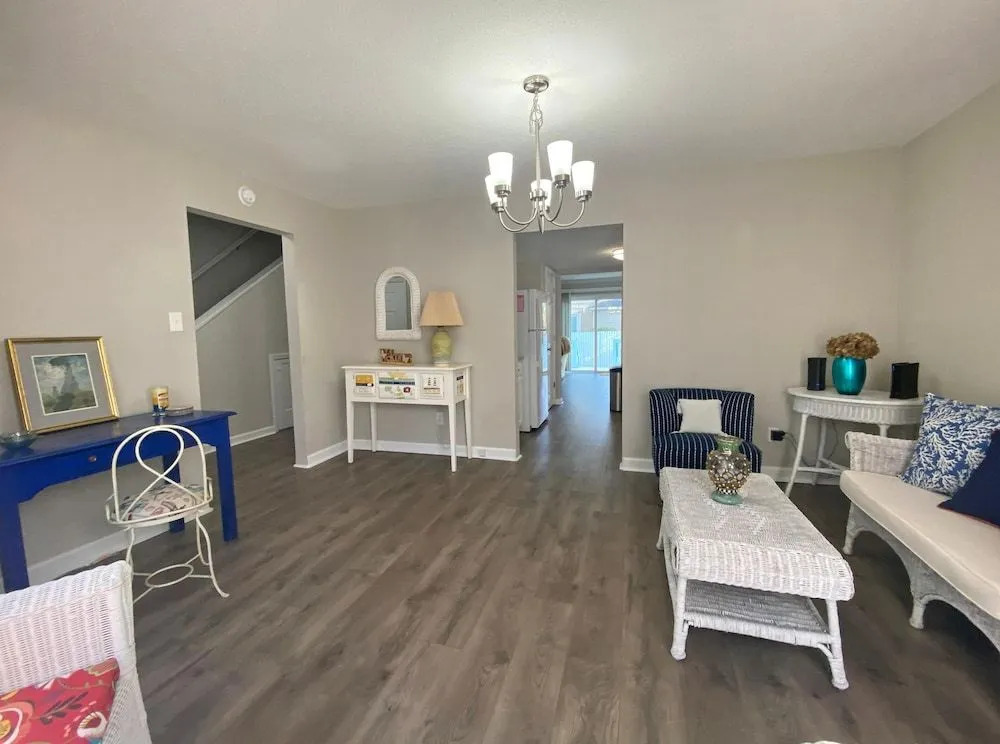 Elizabeth Rd House by Palmetto Vacations