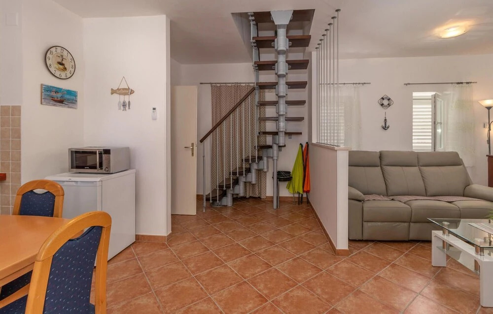 Beautiful Home In Novi Vinodolski With Wifi
