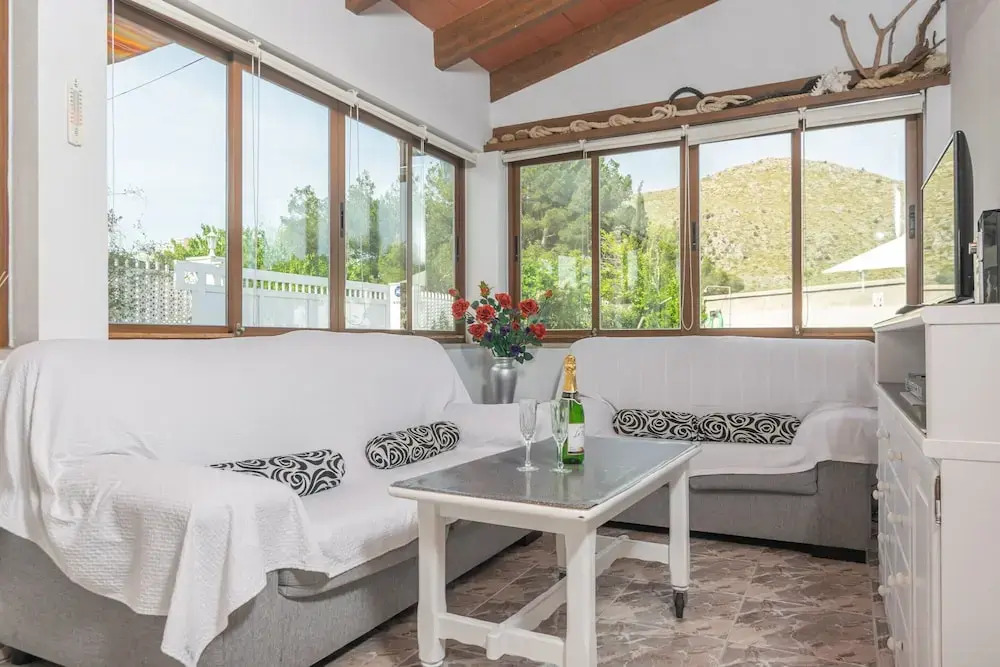 Villa in Alcudia With Pool & Near Beach