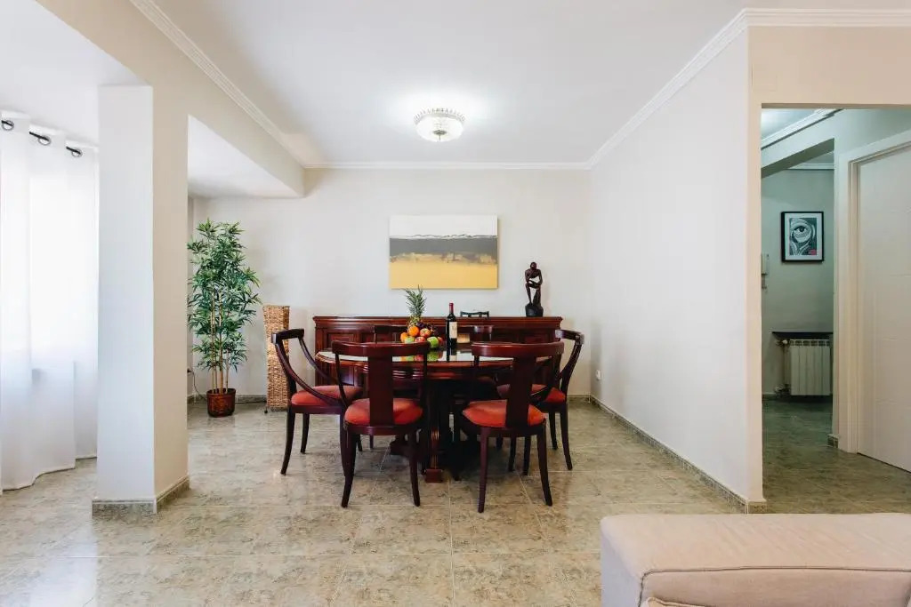 Exclusive 3 Bedroom Beach Apartment