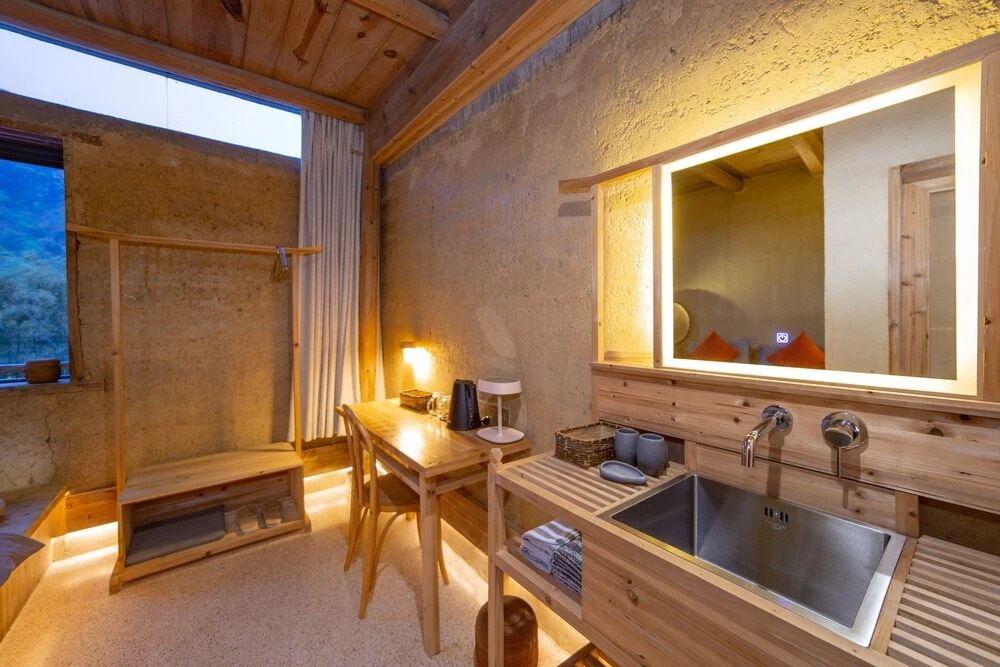 Liaorusanshe Anji Experience Center