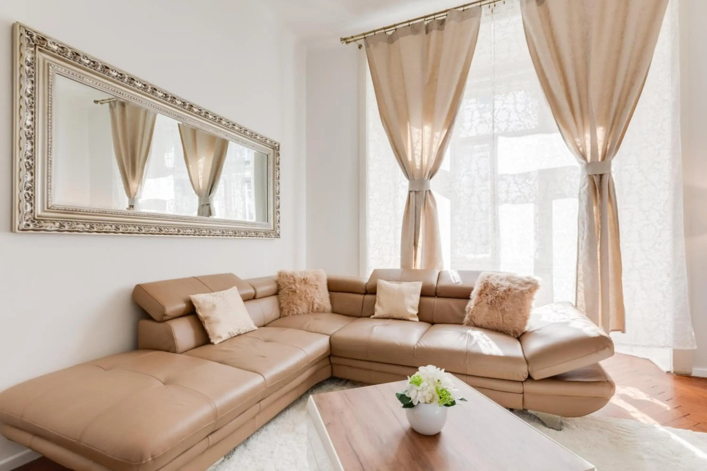 Luxury Riverside Apartments In The Center Of Prague