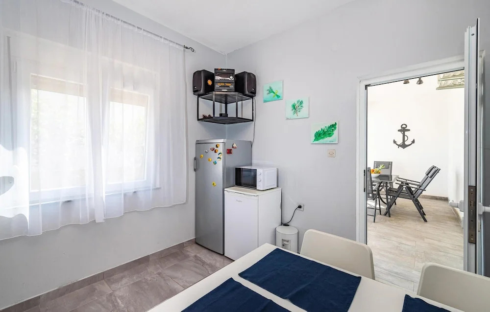 Lovely Home In Seline