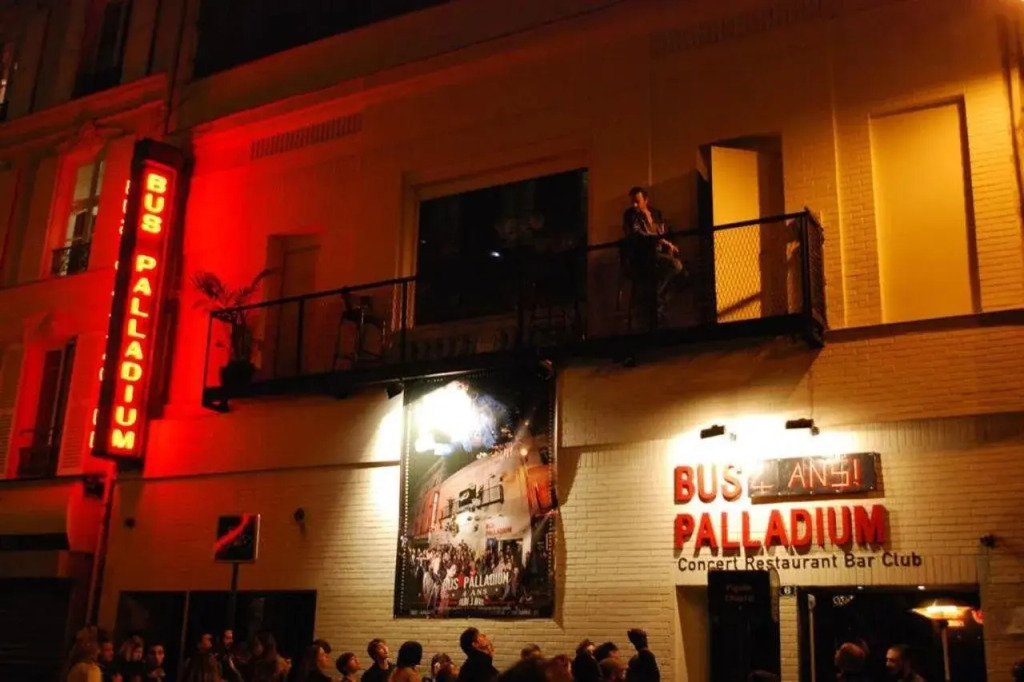 Bus Palladium