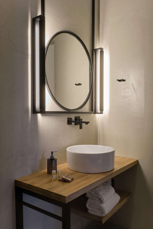 Zaira Hotel