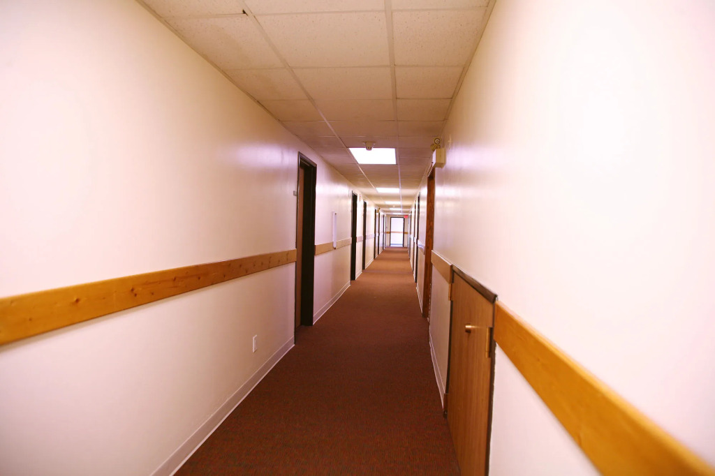 The Inn & Suites SW Omaha