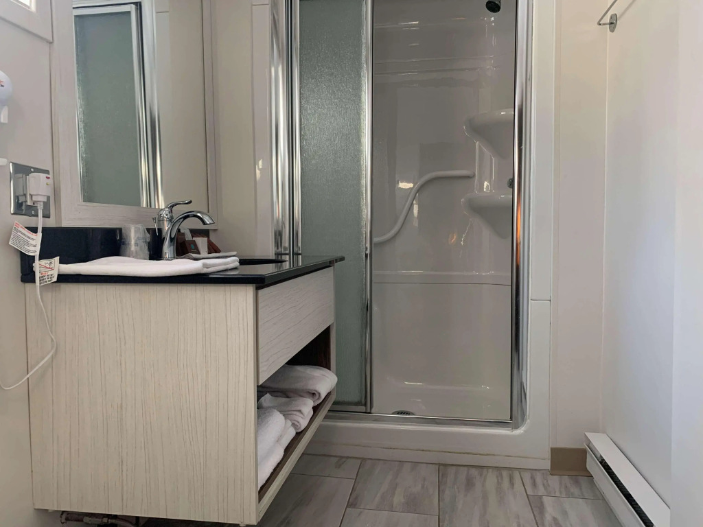 Dannys Suites, SureStay Collection by Best Western