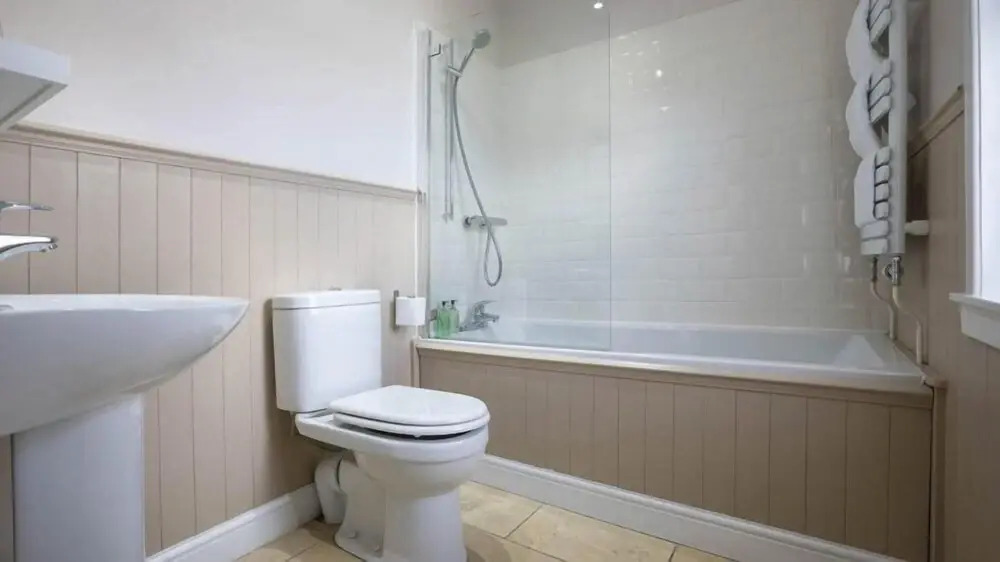 Kylesku Hotel & Kylesku House, by Highland Coast Hotels
