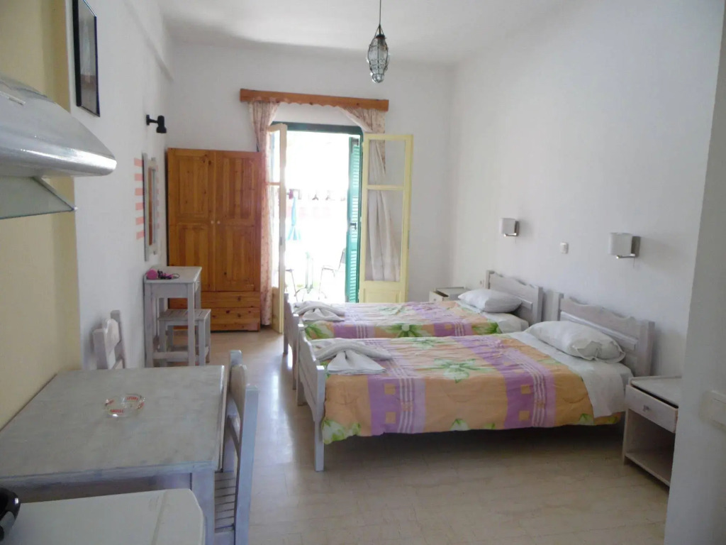 Katsaros Studios & Apartments