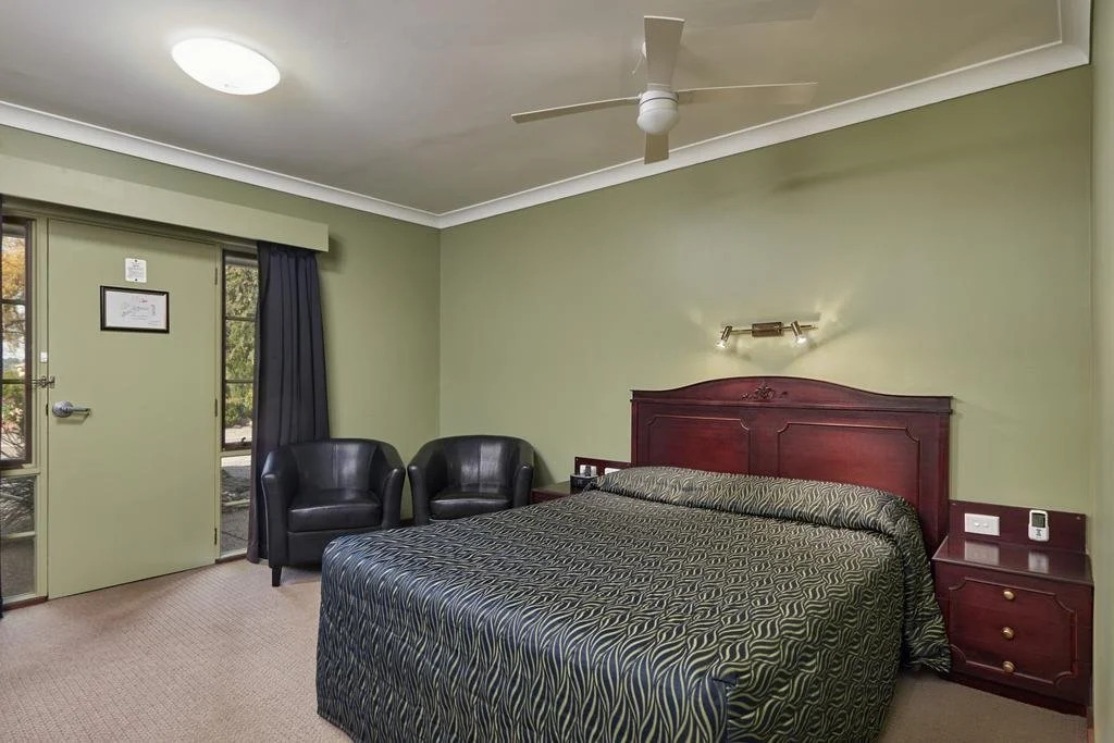 Australian Homestead Motor Lodge
