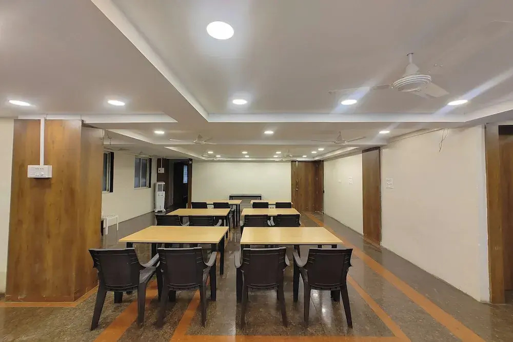 Hotel Sai Inn Executive