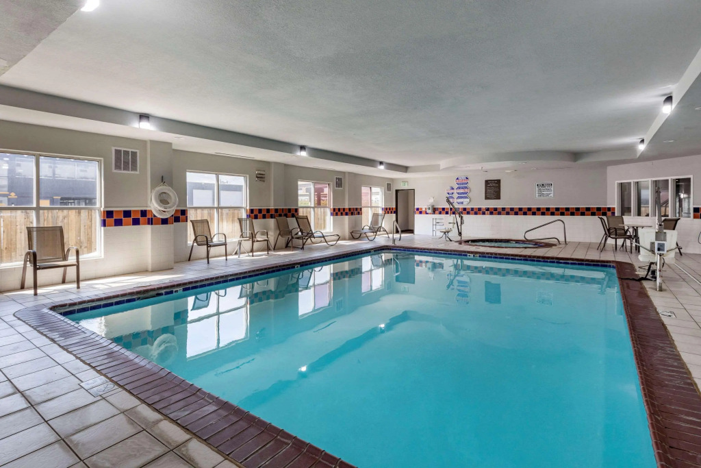 Quality Inn & Suites I-35 E-Walnut Hill