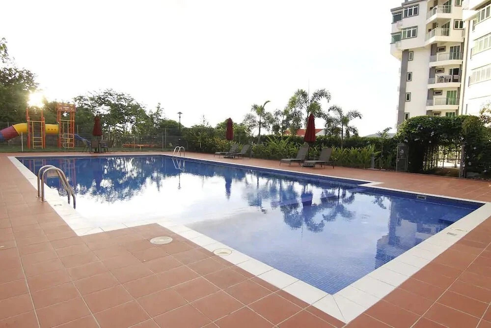 YO.OM Families Gateway Luxury Condo 6-9 Pax