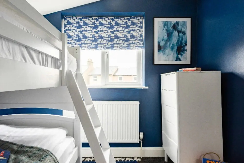 The Victoria Cottage - Bright 3bdr Terraced Home With Patio and Parking