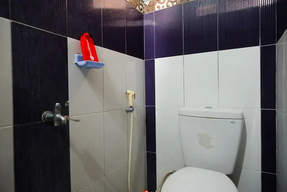 RedDoorz Syariah near Menara Kudus