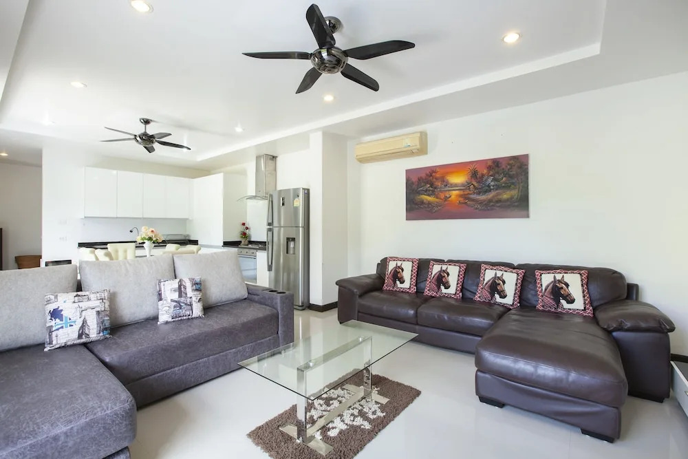 Pool Villa 3 Bedrooms Mountain View