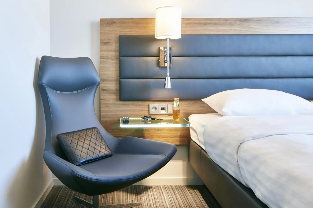 Moxy York