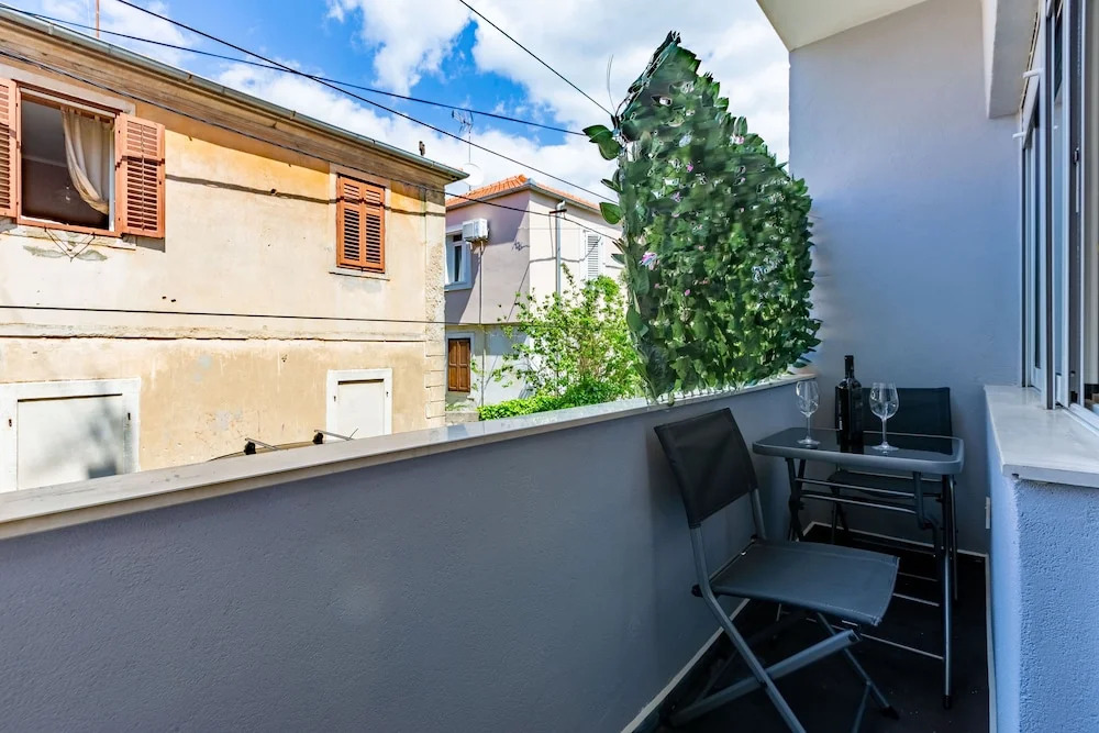 Luxury Hedone Apartment with Private SPA Zone