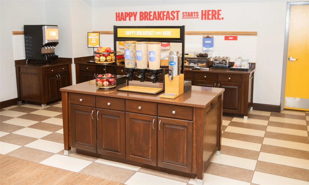 Hampton Inn & Suites Williamsport - Faxon Exit