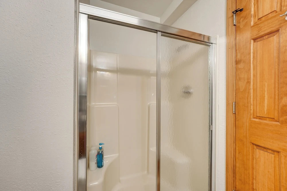 Accessible Branson Condo: Balcony + Lake Access!