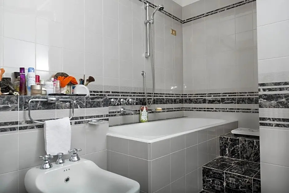 Villa Pinetina B&B