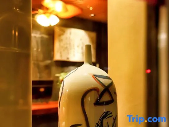 Sanya icare Aiqi Hotel (Dadonghai No.1 Harbour City)
